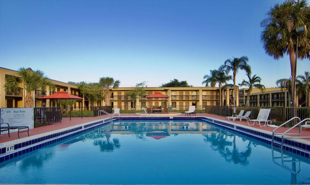Winter Haven Gardens Inn Exterior photo