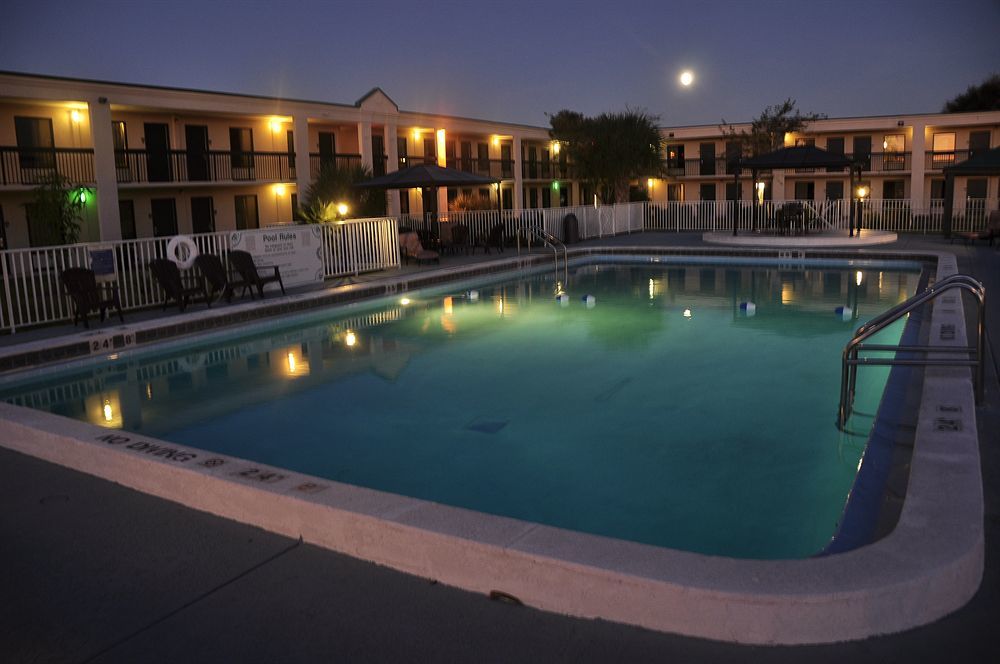 Winter Haven Gardens Inn Exterior photo