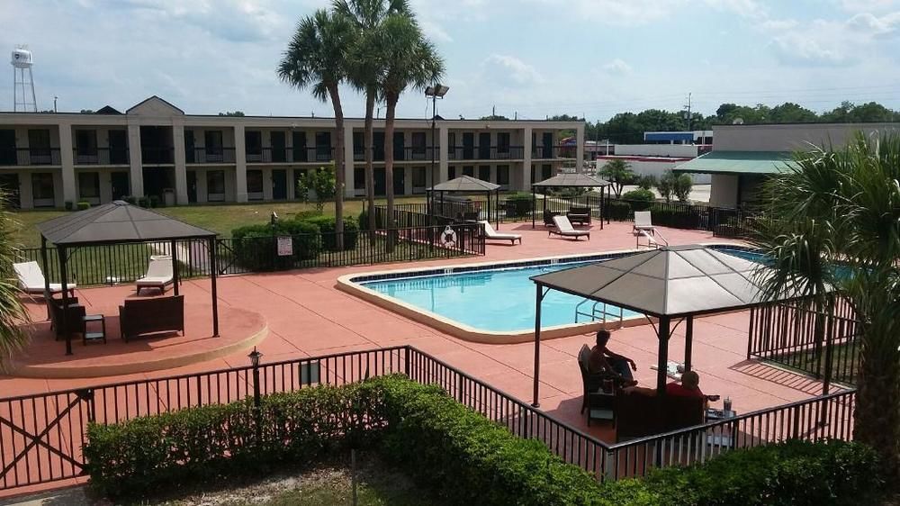 Winter Haven Gardens Inn Exterior photo